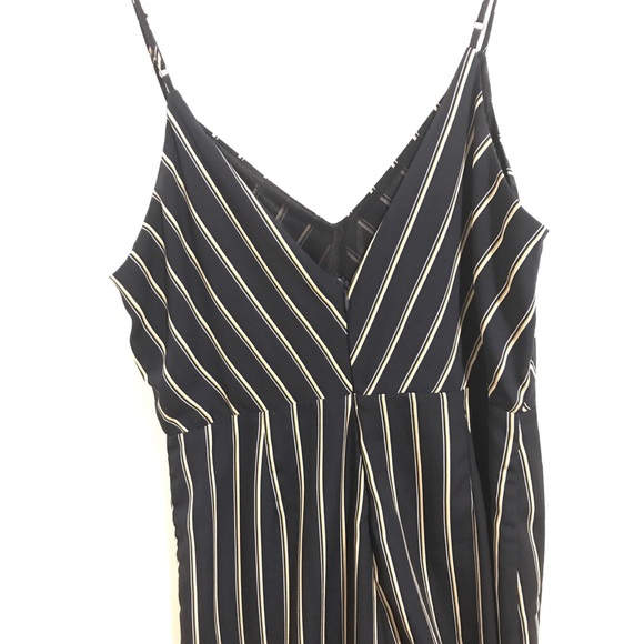 Super Cute Business Casual Romper Day to Night - Picture 4 of 7